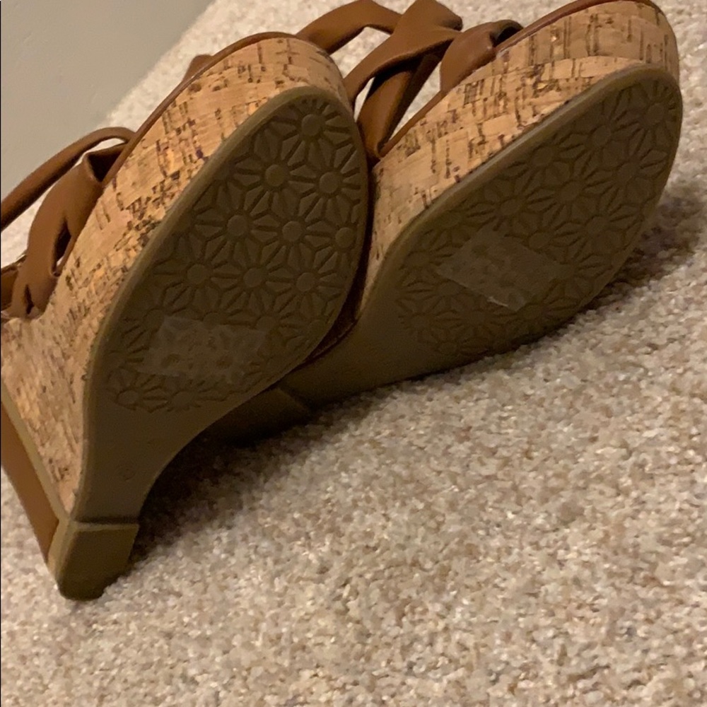 Wedges - Picture 3 of 4